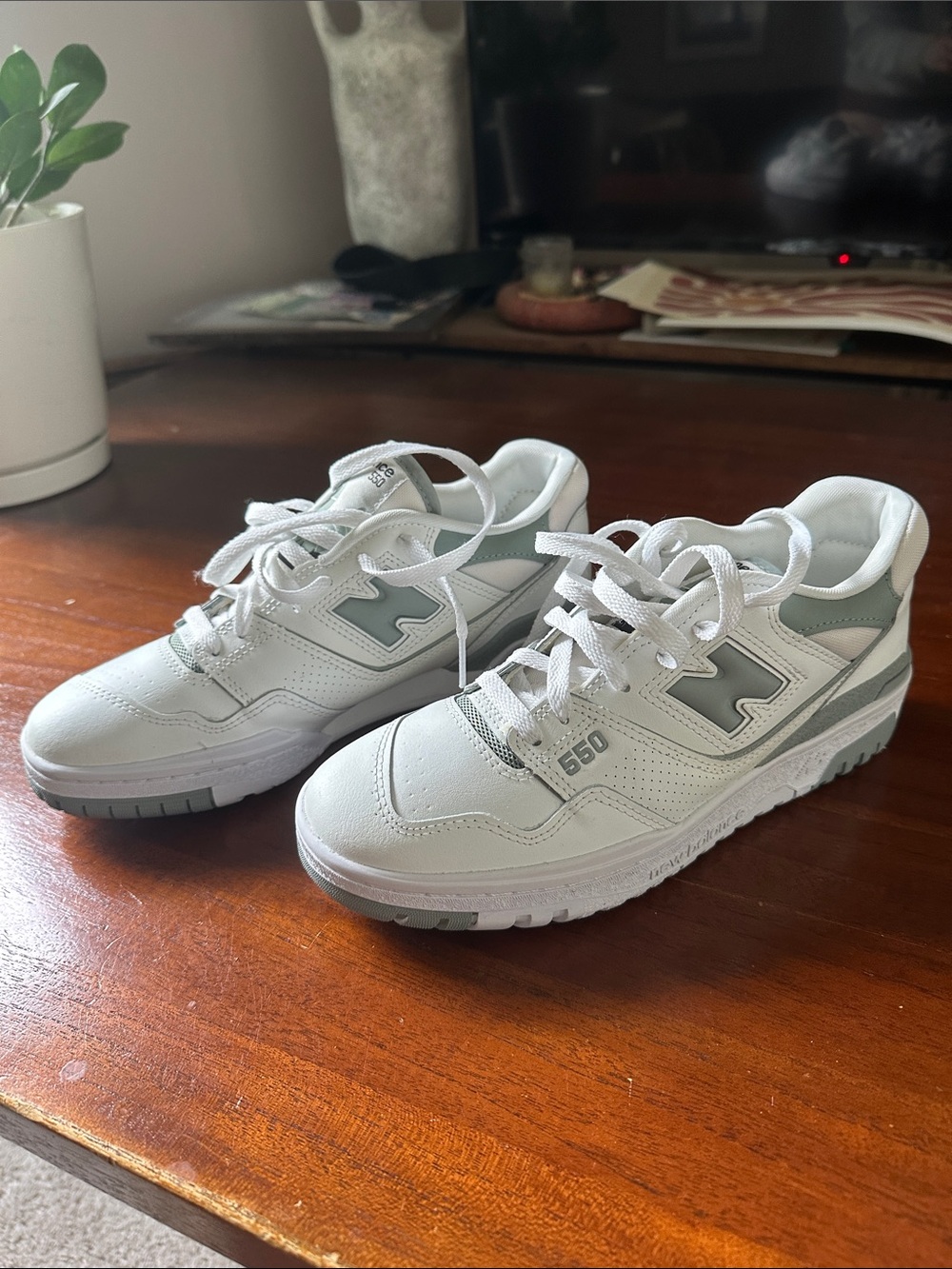 New Balance 550 Sneakers